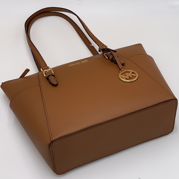 MICHAEL KORS CHARLOTTE LARGE TOP ZIP TOTE LUGGAGE - Picture 8 of 15